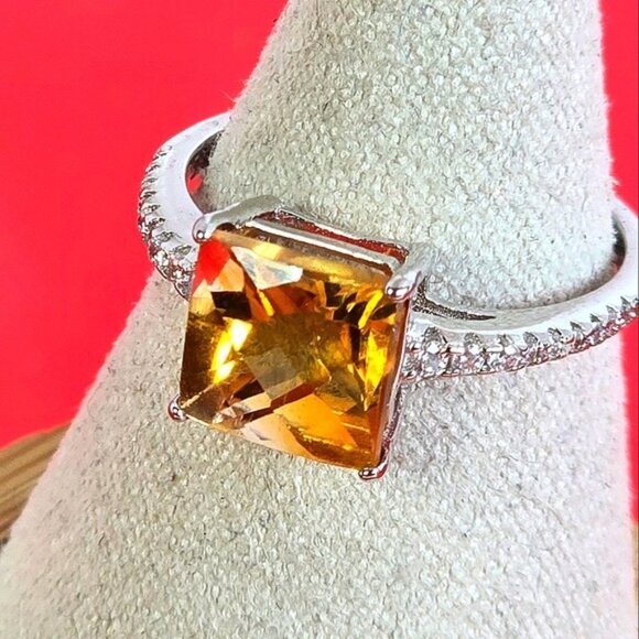 925 Sterling Silver Ring Sz 7 with Natural Princess Cut Citrine Gemstone - Picture 3 of 11